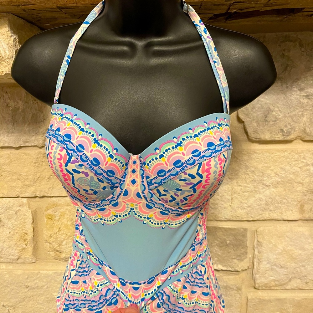 One piece bathing suit